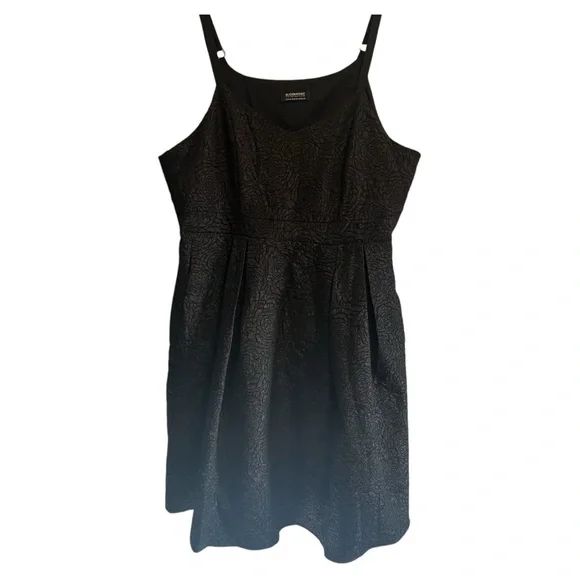 Bloomchic Black A-line Rosette Spaghetti Strap Dress Size 14-16 - Picture 2 of 5